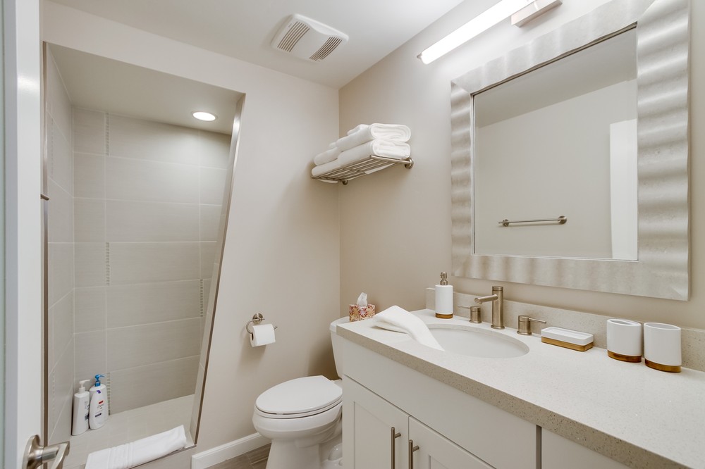 Virtual tour photo 52 of 53 for 965 Diamond Street