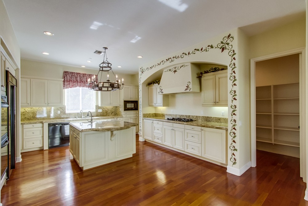 Virtual tour photo 26 of 85 for 9659 Lario Ln