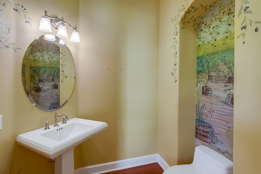Virtual tour photo 32 of 85 for 9659 Lario Ln