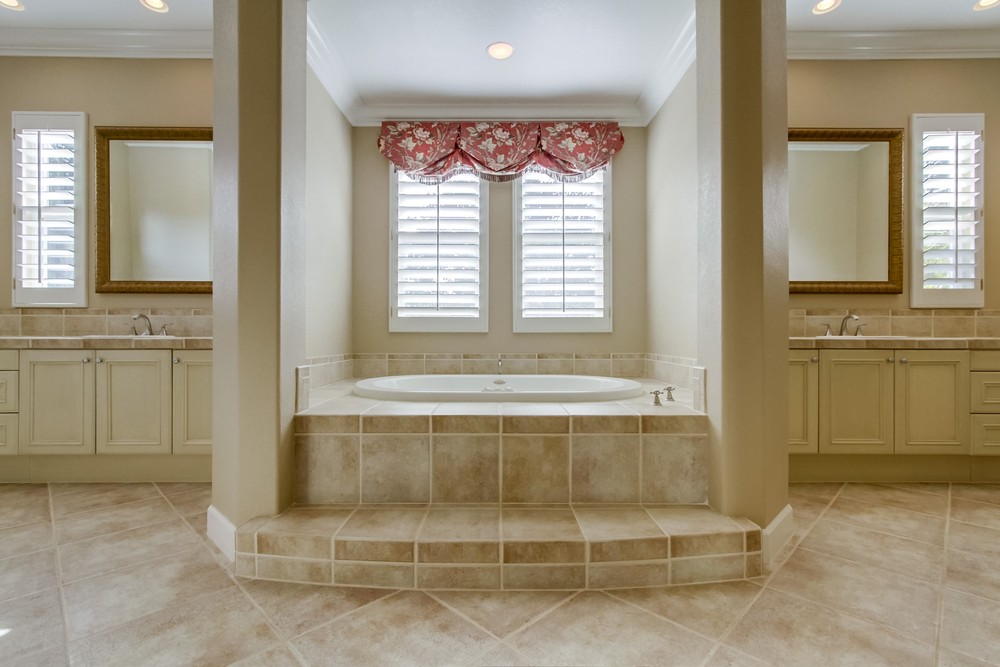 Virtual tour photo 37 of 85 for 9659 Lario Ln