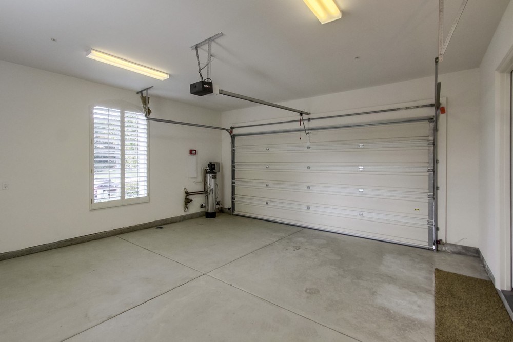 Virtual tour photo 61 of 85 for 9659 Lario Ln