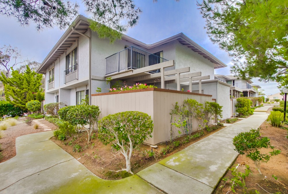 Virtual tour photo 4 of 33 for 9666 Caminito Del Vida