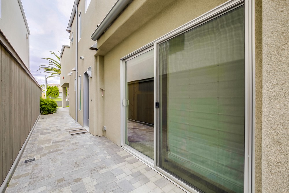 Virtual tour photo 5 of 72 for 967 Diamond St