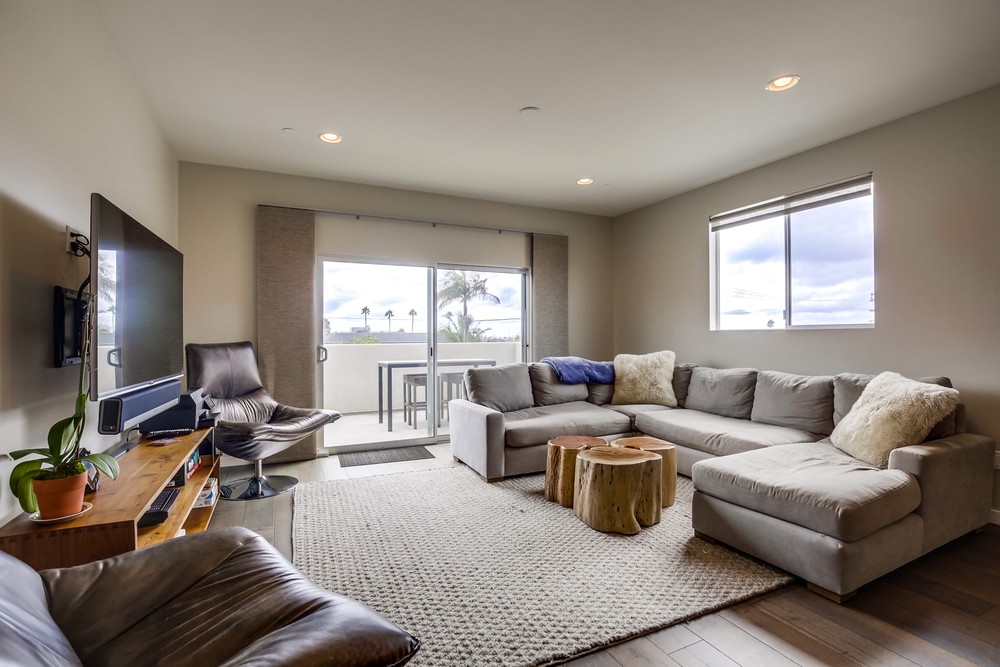 Virtual tour photo 18 of 72 for 967 Diamond St