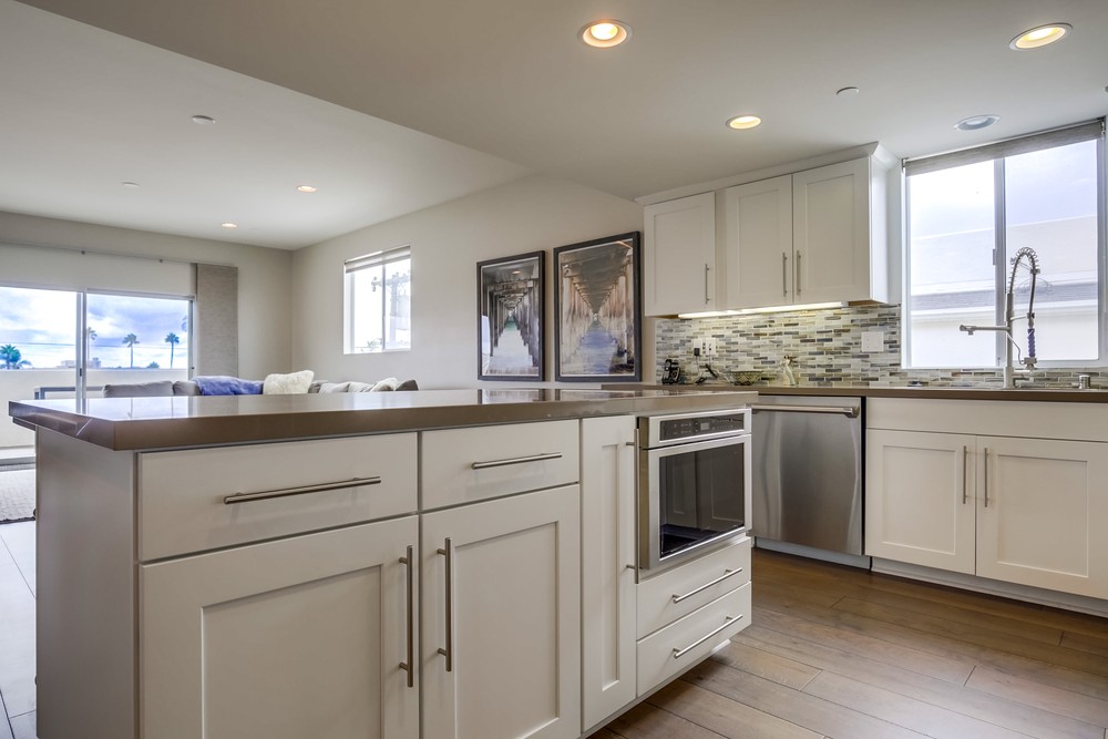 Virtual tour photo 25 of 72 for 967 Diamond St
