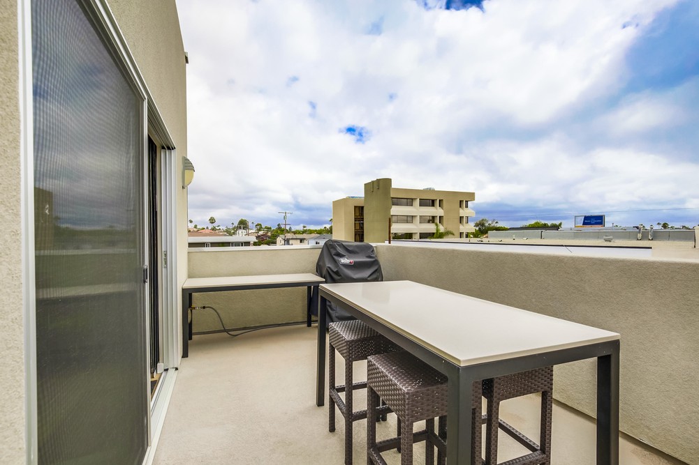 Virtual tour photo 36 of 72 for 967 Diamond St