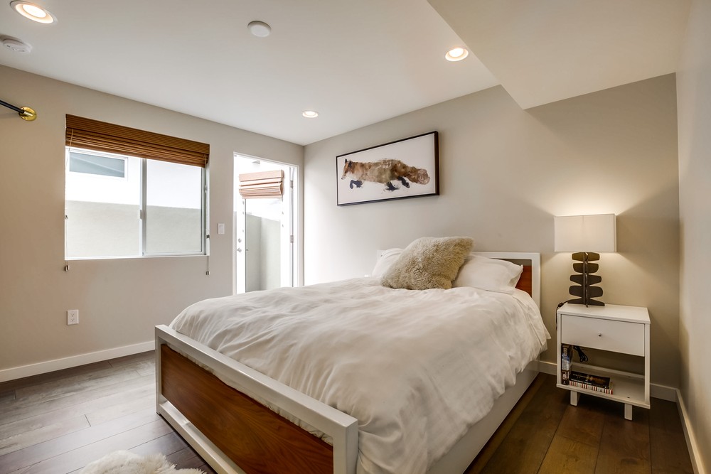 Virtual tour photo 38 of 72 for 967 Diamond St
