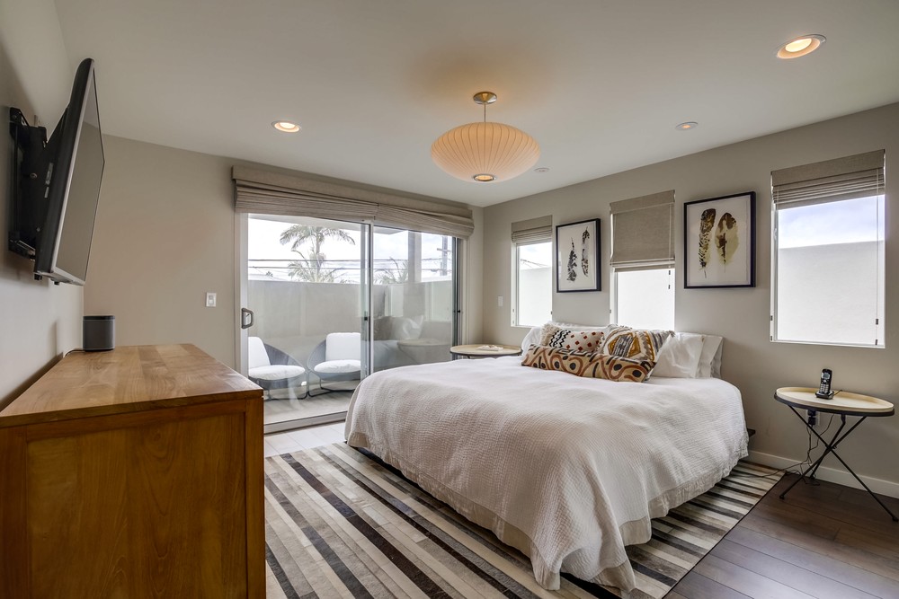 Virtual tour photo 47 of 72 for 967 Diamond St