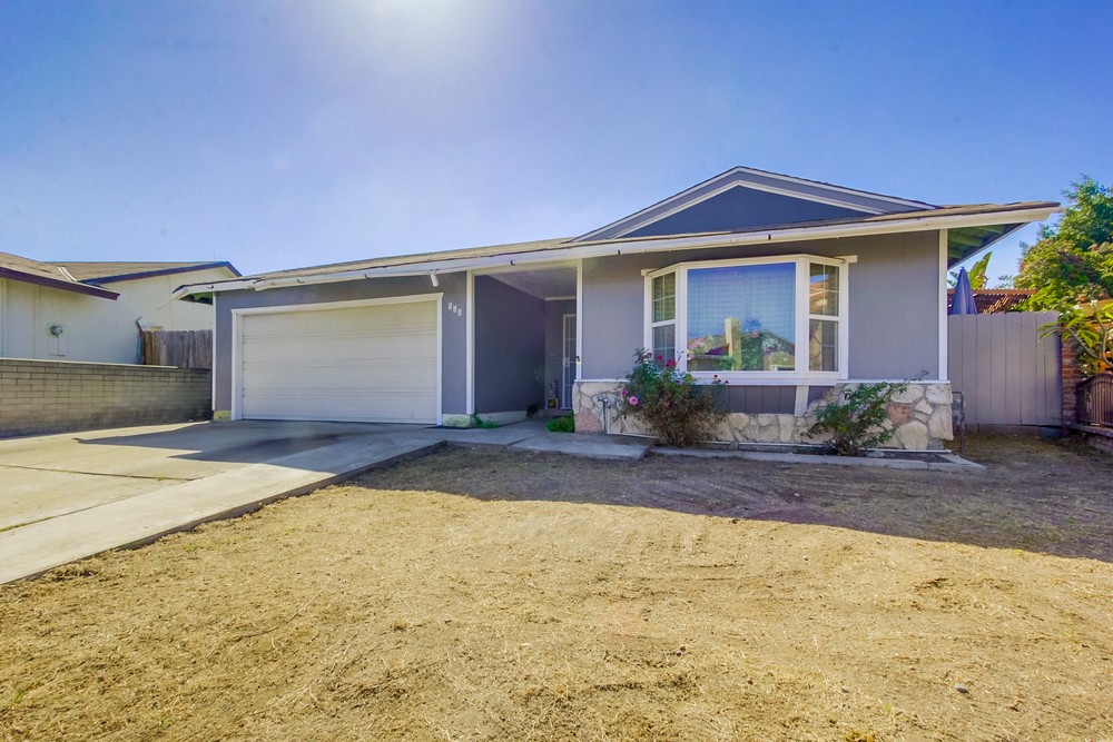Virtual tour photo 3 of 12 for 968 Joshua Pl