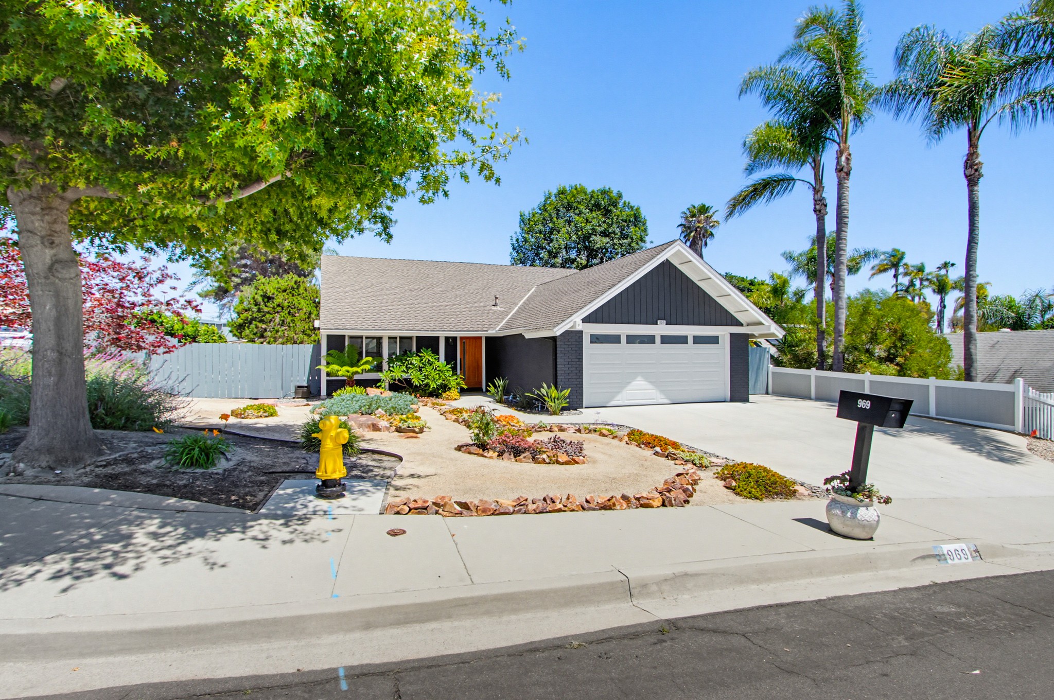Virtual tour photo 4 of 56 for 969 Chablis Ln