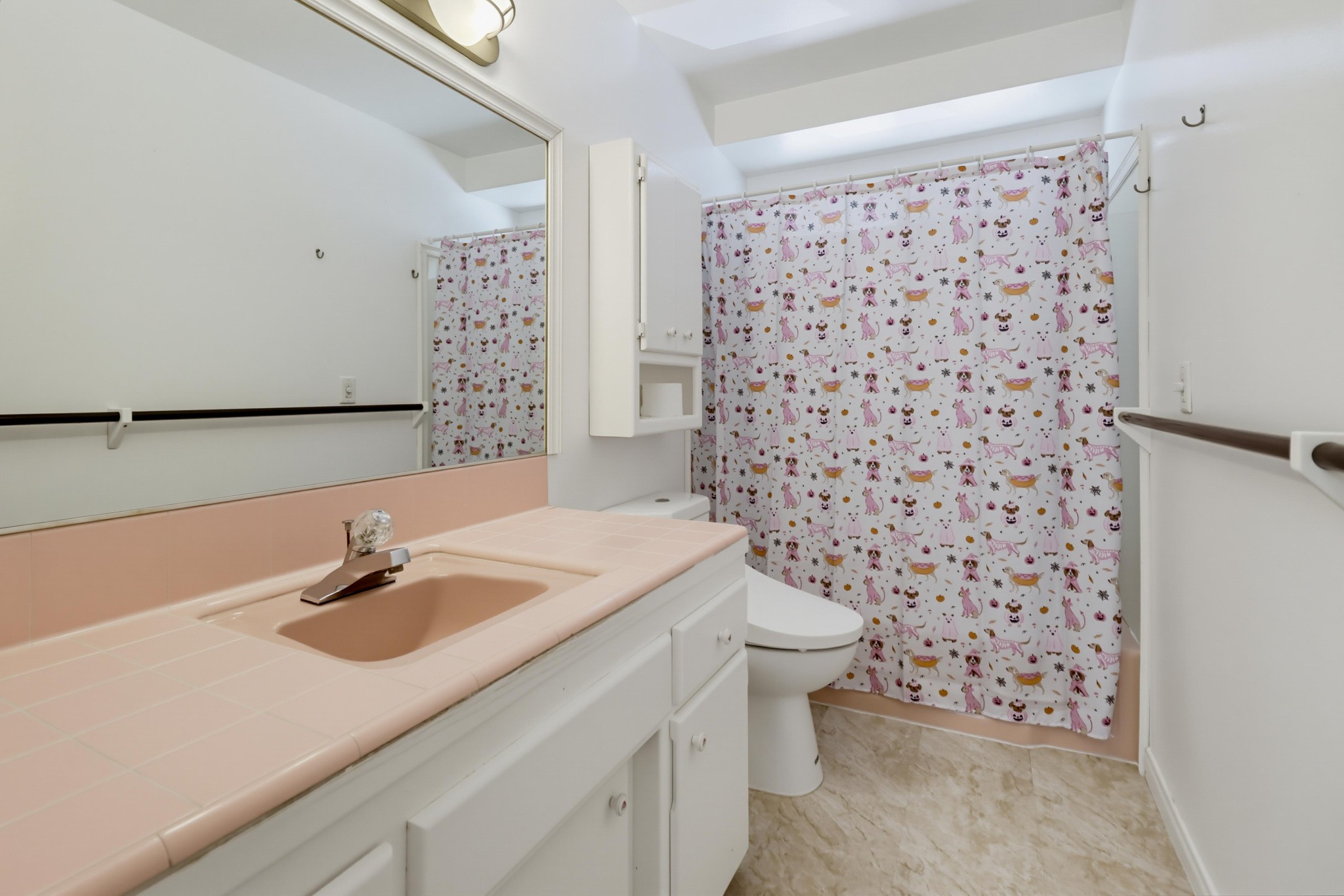 Virtual tour photo 23 of 54 for 97 E Mankato St