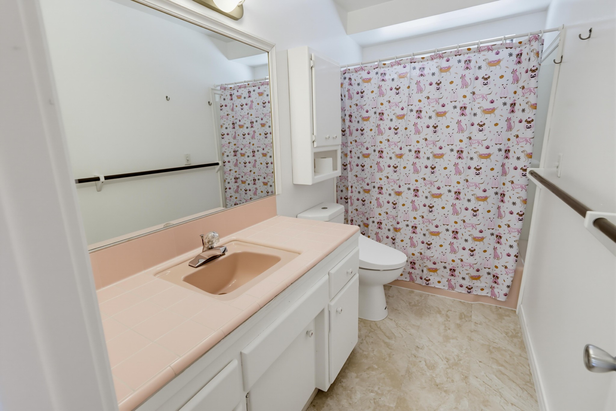 Virtual tour photo 24 of 54 for 97 E Mankato St
