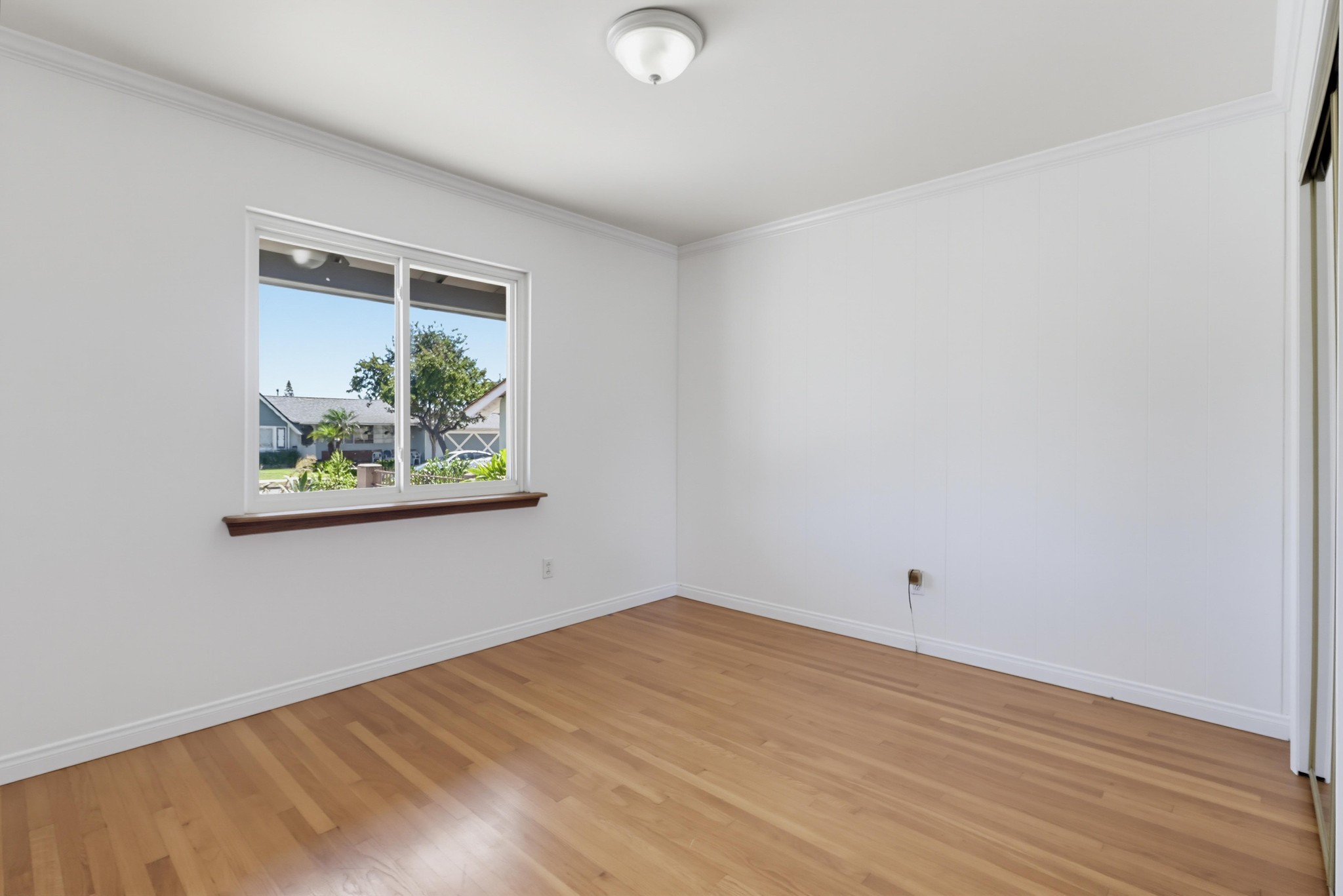 Virtual tour photo 25 of 54 for 97 E Mankato St