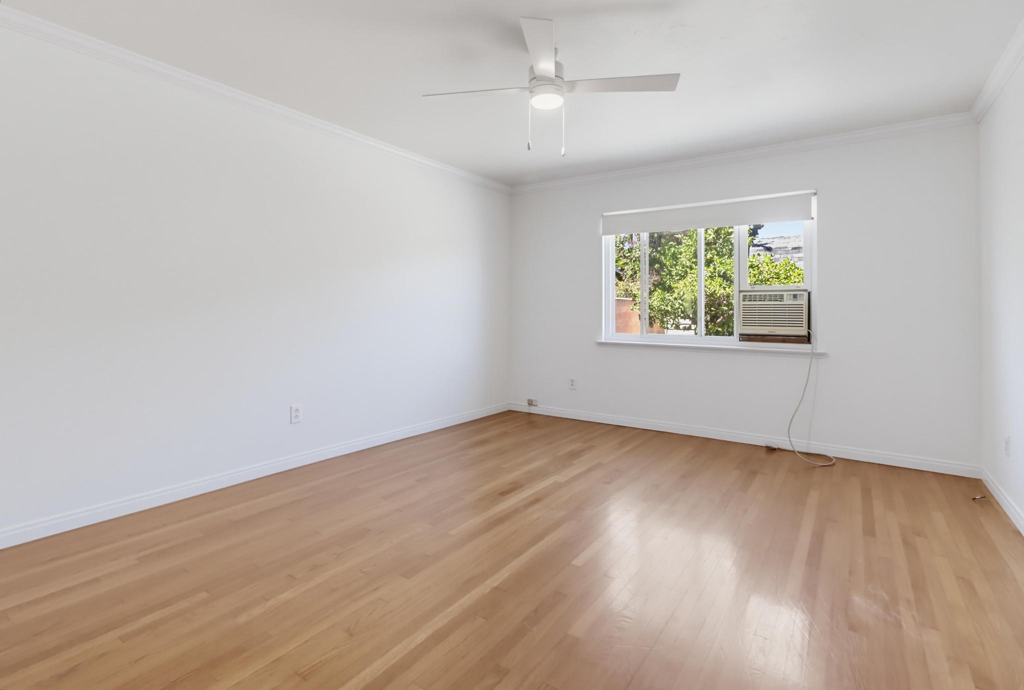 Virtual tour photo 29 of 54 for 97 E Mankato St
