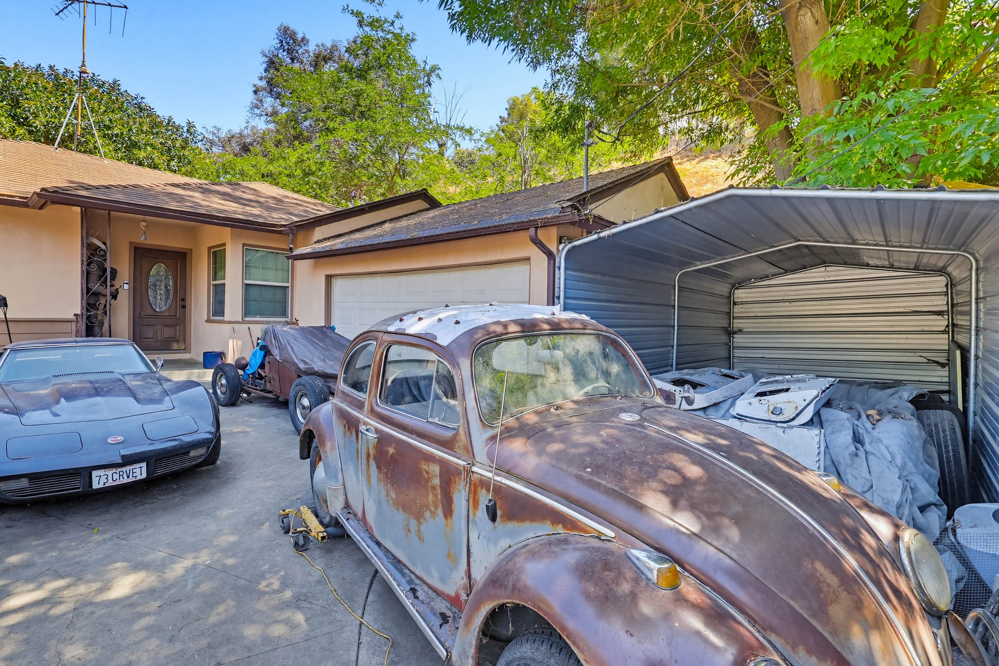 Virtual tour photo 6 of 57 for 970 N Meyler St