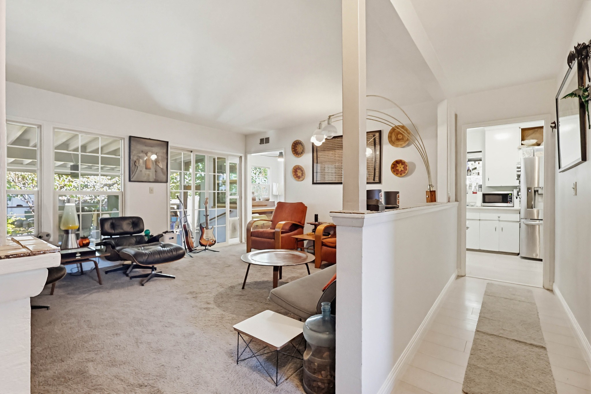Virtual tour photo 9 of 57 for 970 N Meyler St
