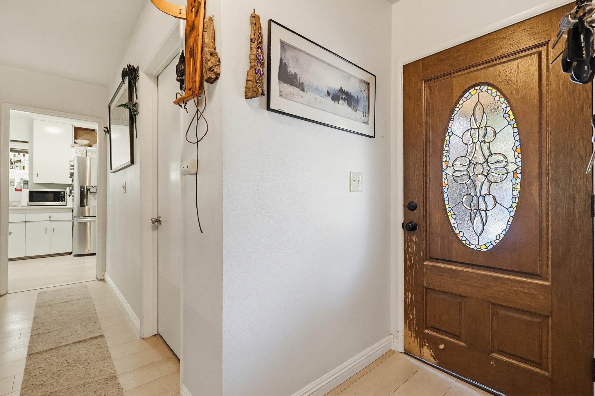 Virtual tour photo 10 of 57 for 970 N Meyler St