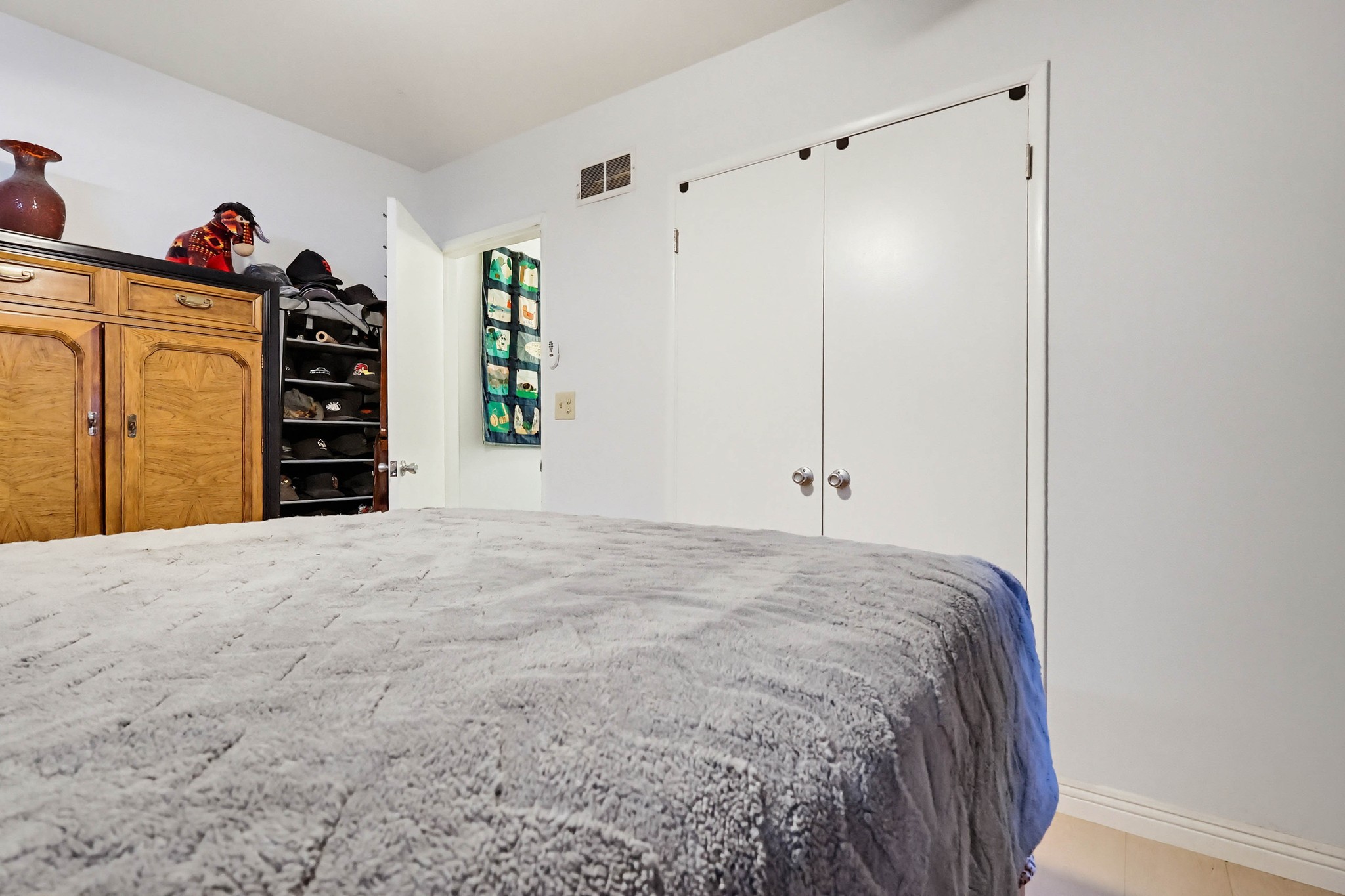Virtual tour photo 34 of 57 for 970 N Meyler St