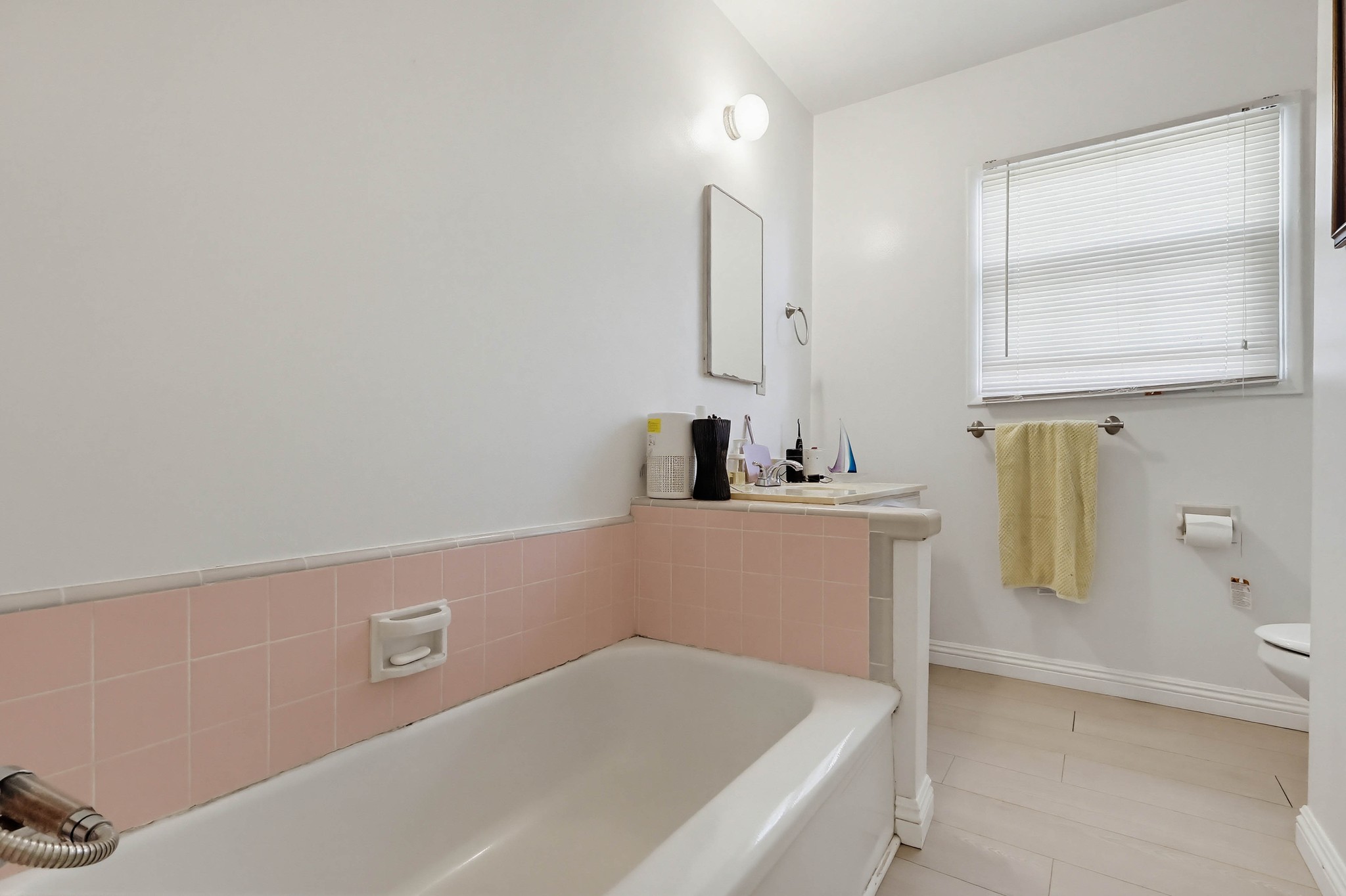 Virtual tour photo 36 of 57 for 970 N Meyler St