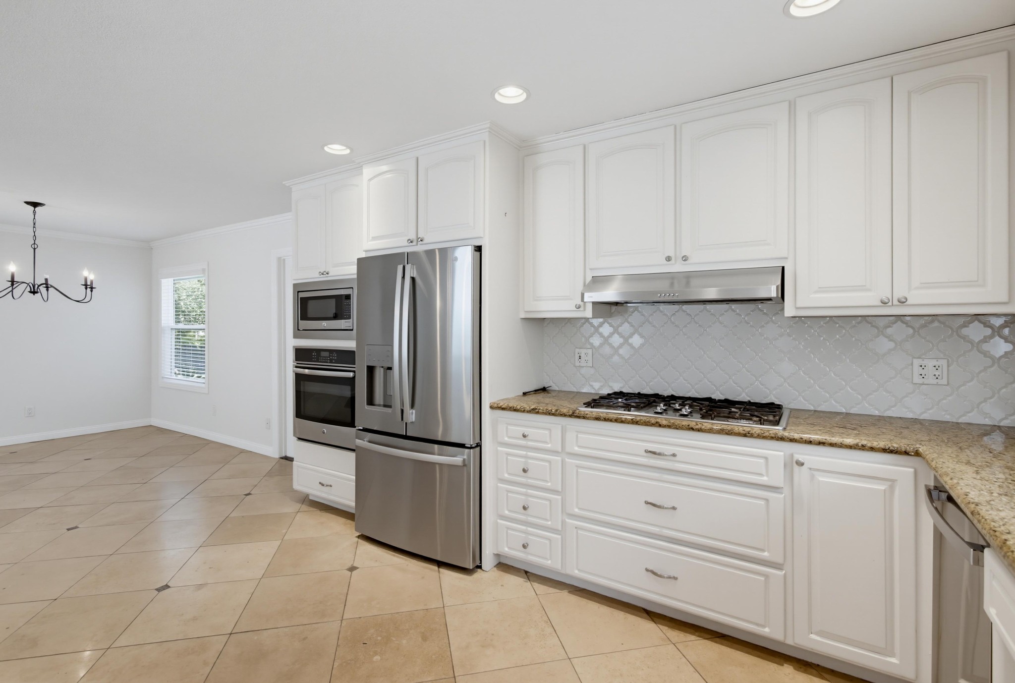 Virtual tour photo 19 of 67 for 9723 Roe Dr