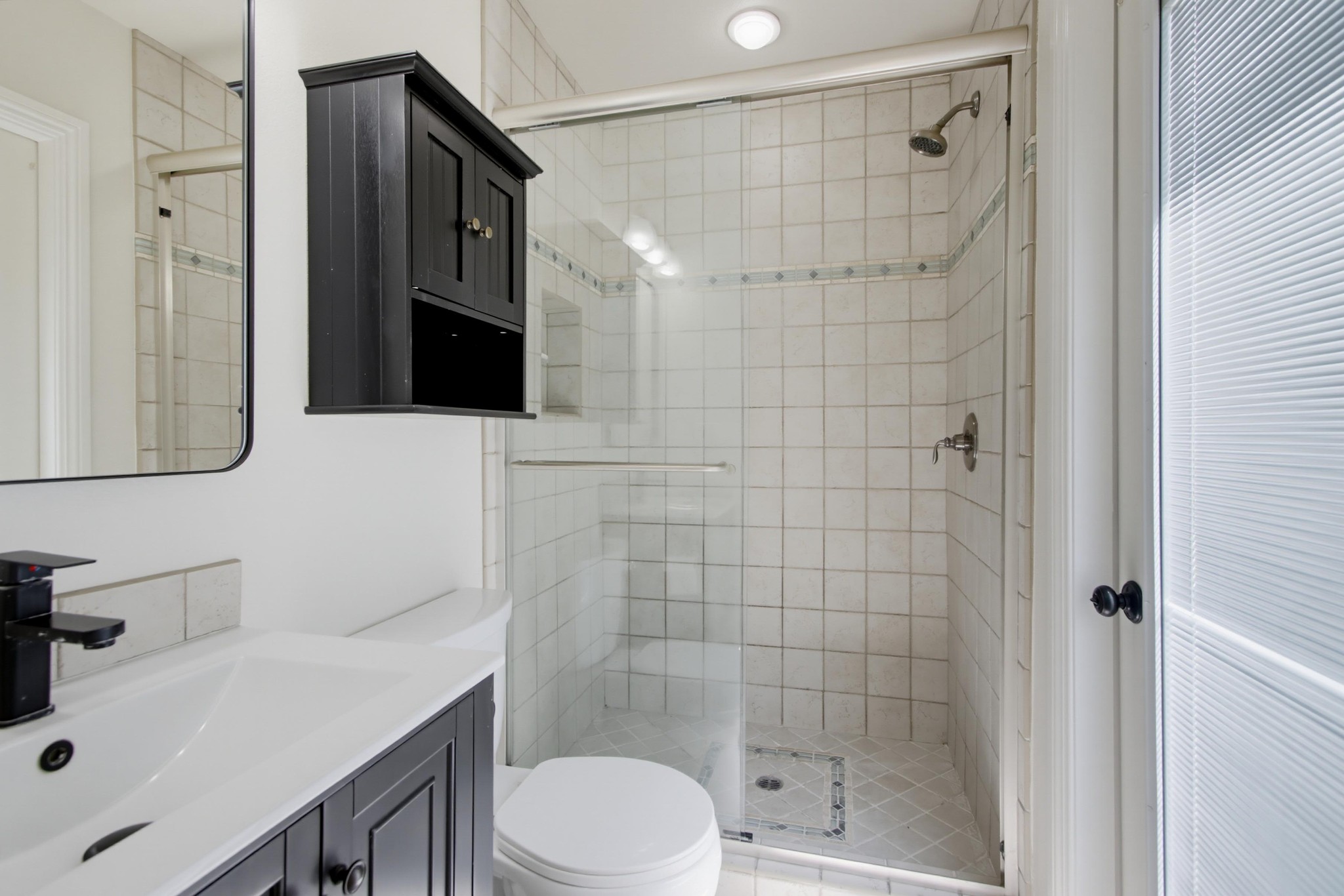 Virtual tour photo 40 of 67 for 9723 Roe Dr