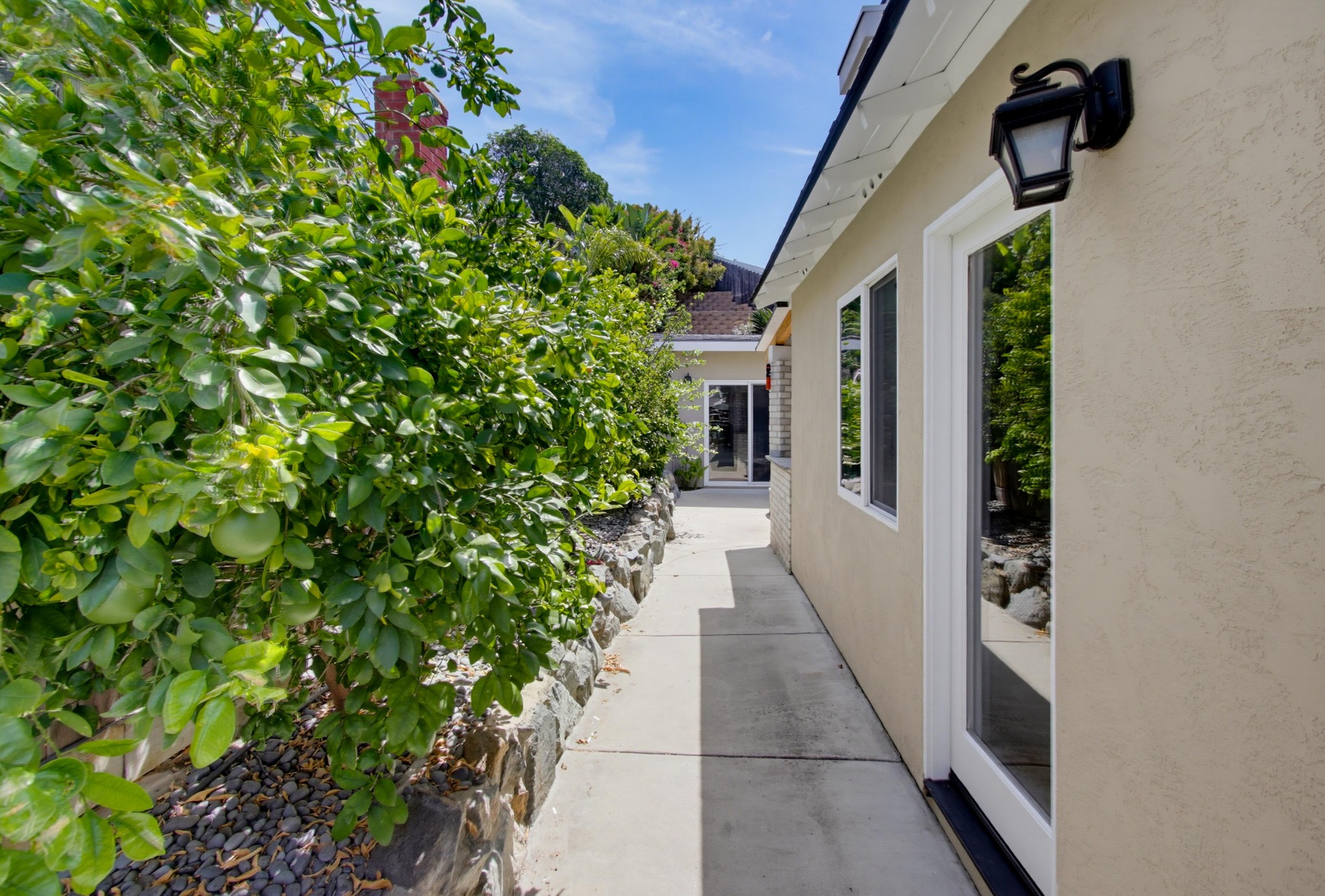 Virtual tour photo 66 of 67 for 9723 Roe Dr