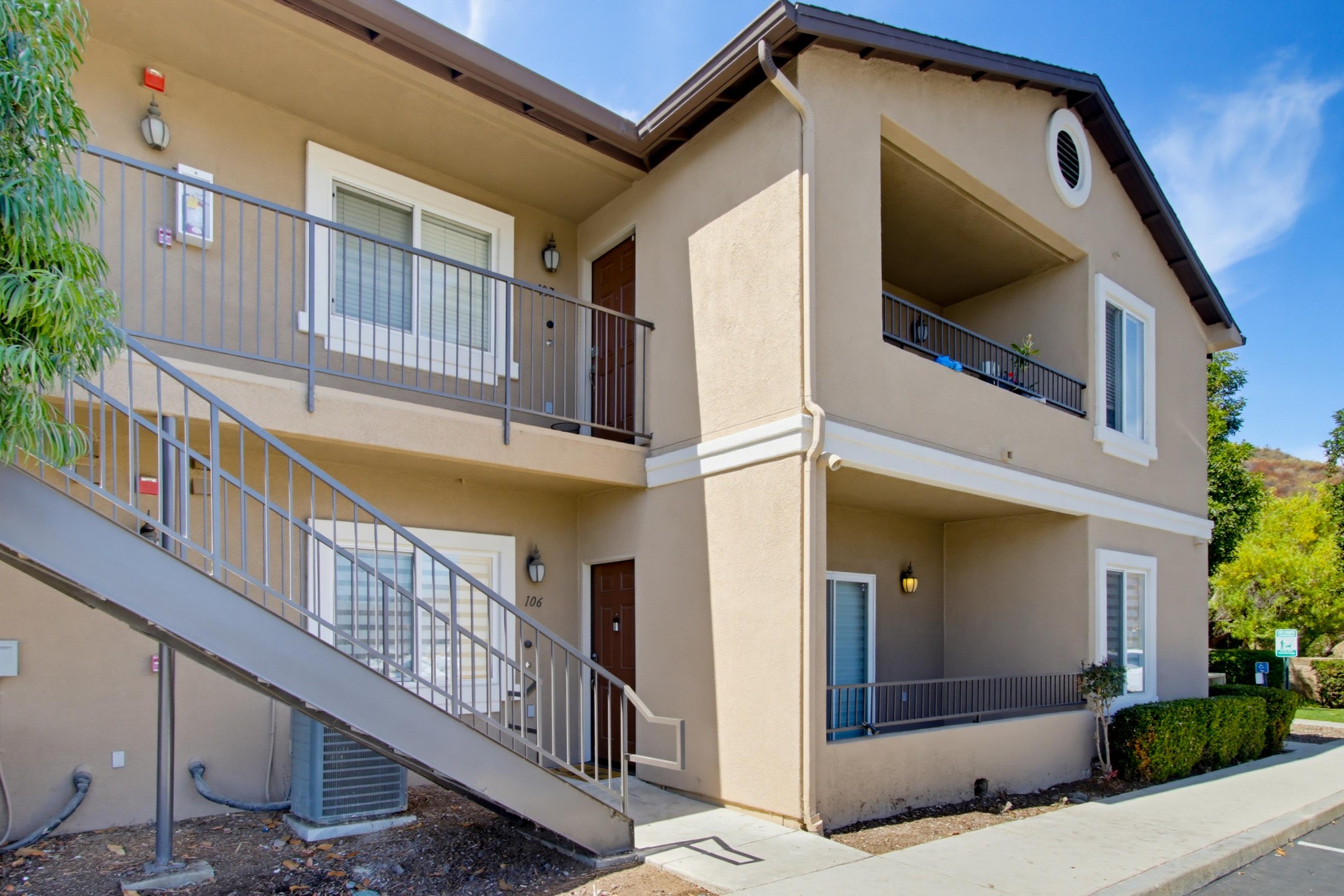 Virtual tour photo 6 of 50 for 9728 Marilla Dr Unit 106