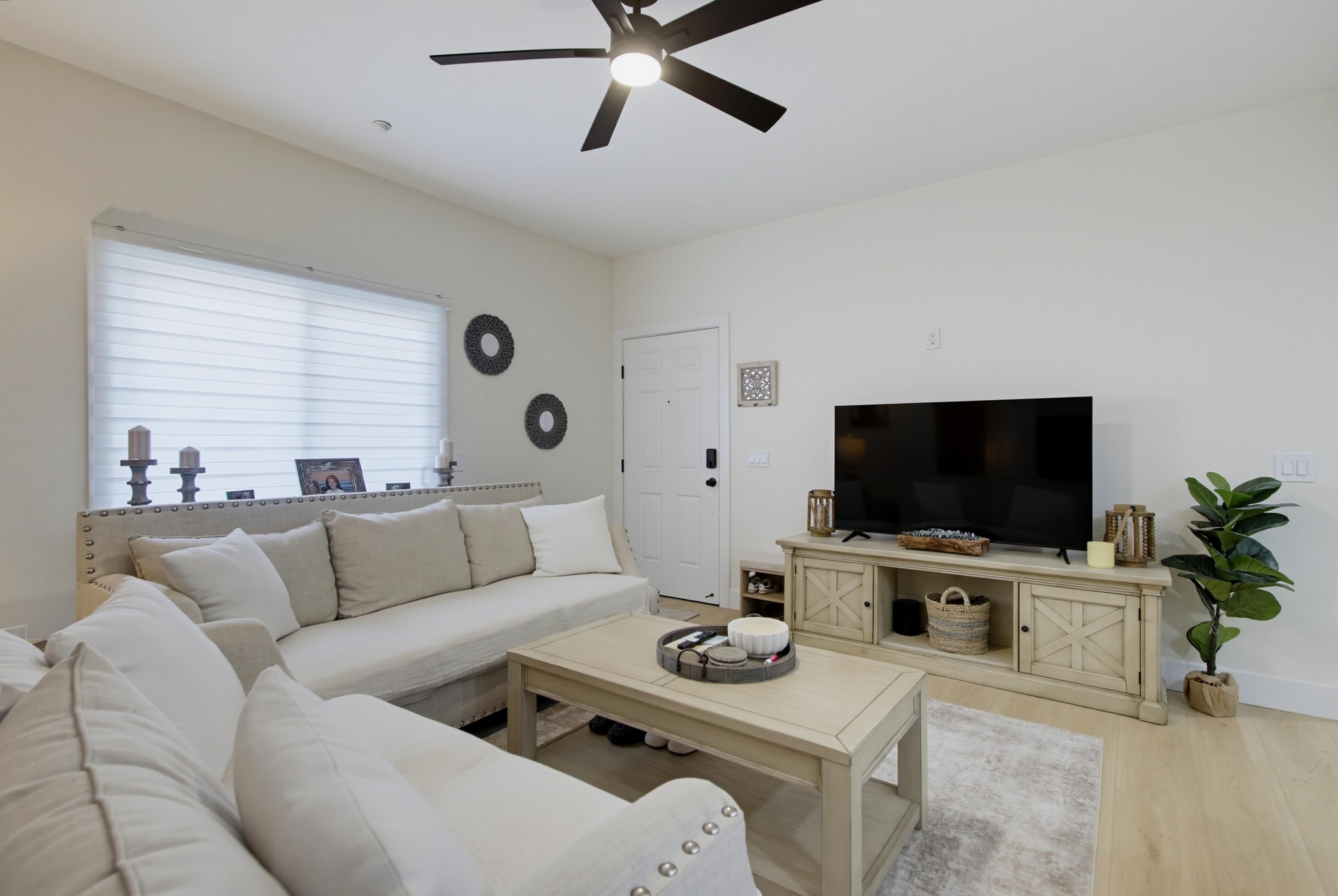 Virtual tour photo 9 of 50 for 9728 Marilla Dr Unit 106