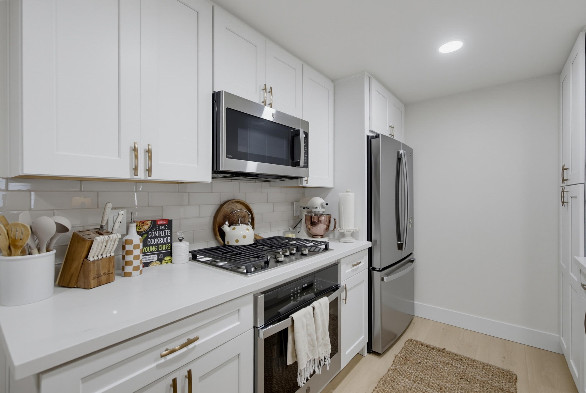 Virtual tour photo 14 of 50 for 9728 Marilla Dr Unit 106