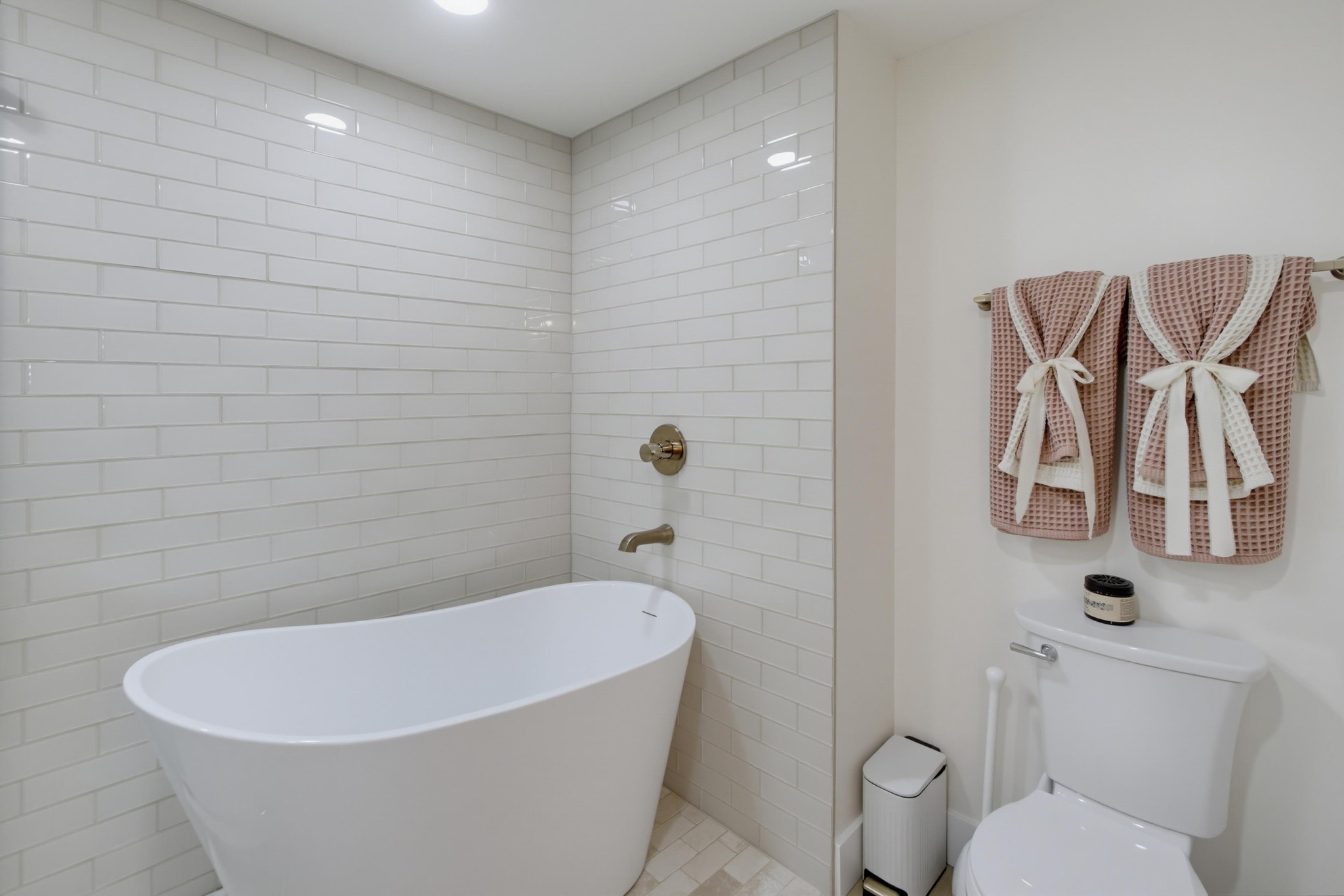 Virtual tour photo 35 of 50 for 9728 Marilla Dr Unit 106