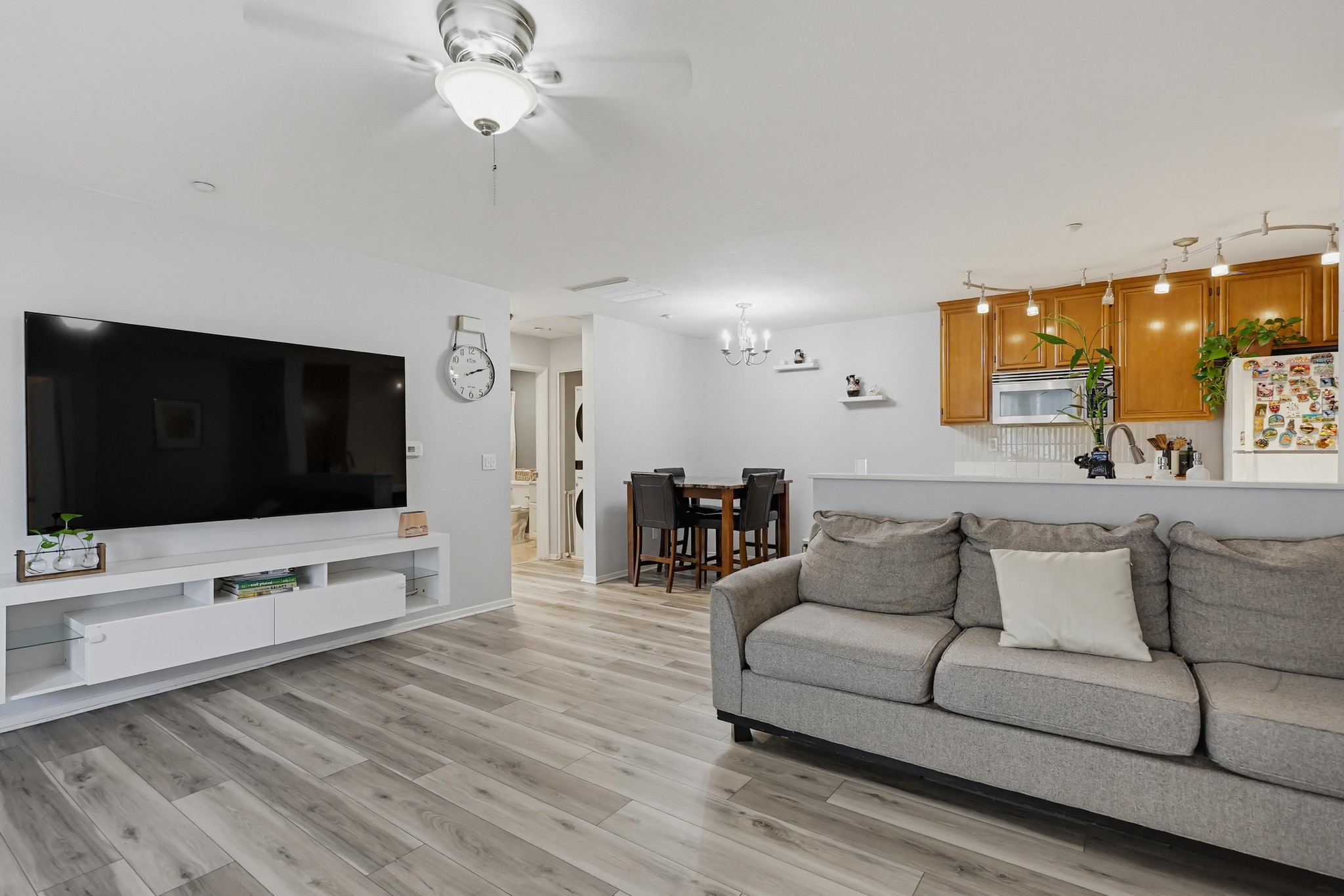Virtual tour photo 13 of 47 for 9728 Marilla Dr UNIT 205