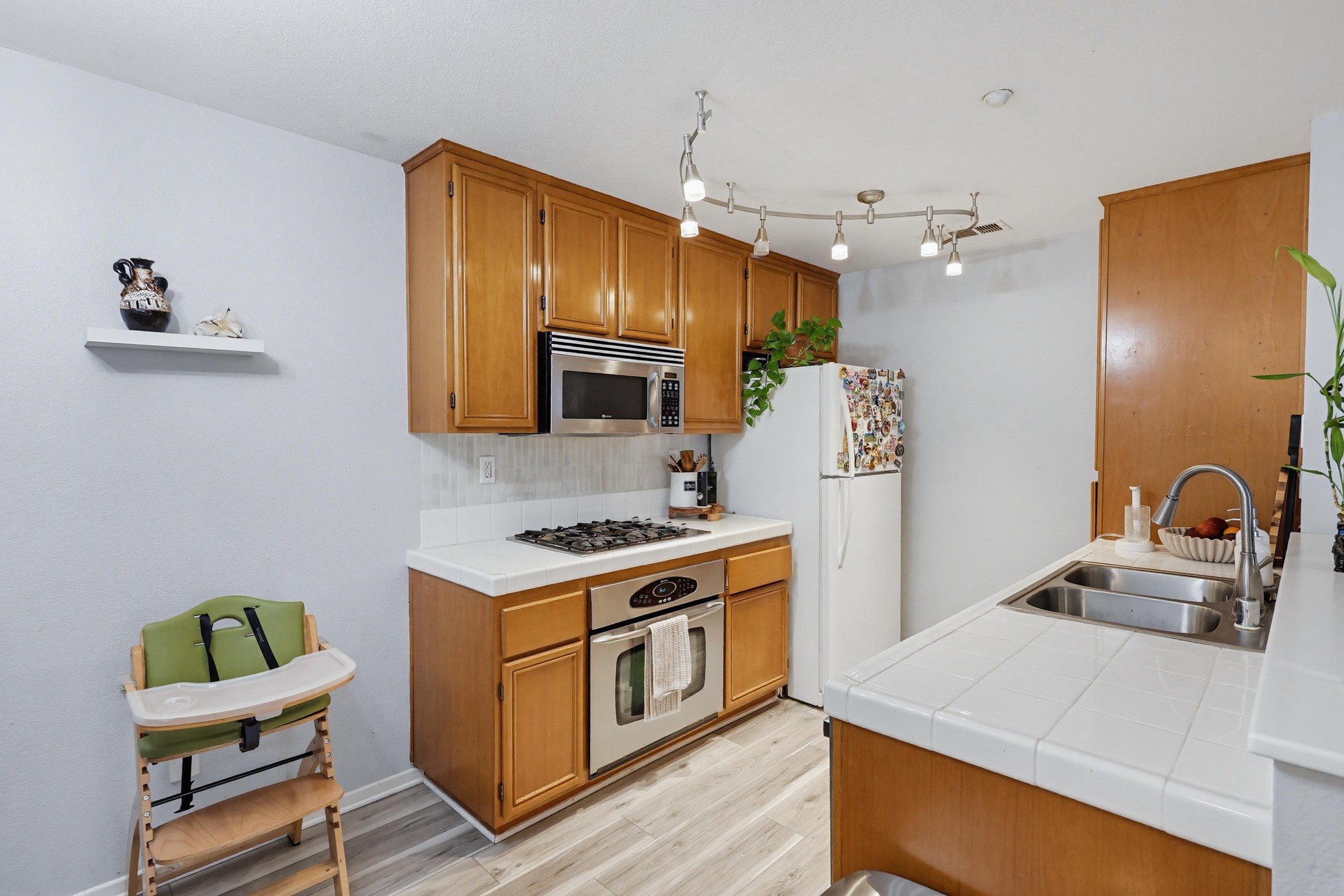 Virtual tour photo 14 of 47 for 9728 Marilla Dr UNIT 205