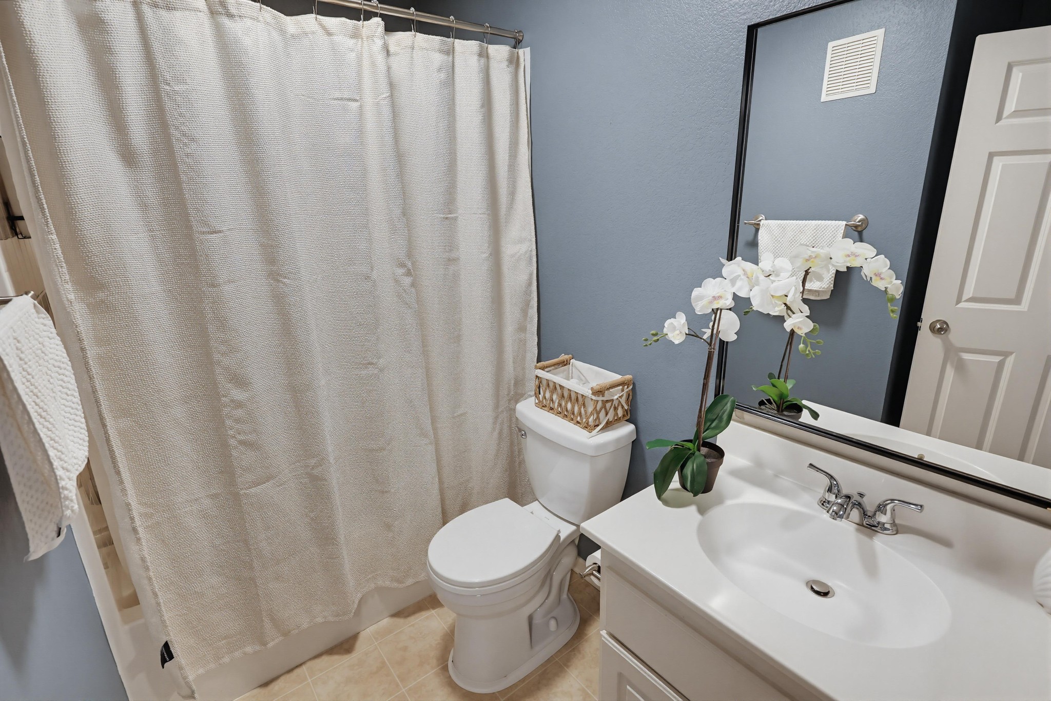 Virtual tour photo 29 of 47 for 9728 Marilla Dr UNIT 205