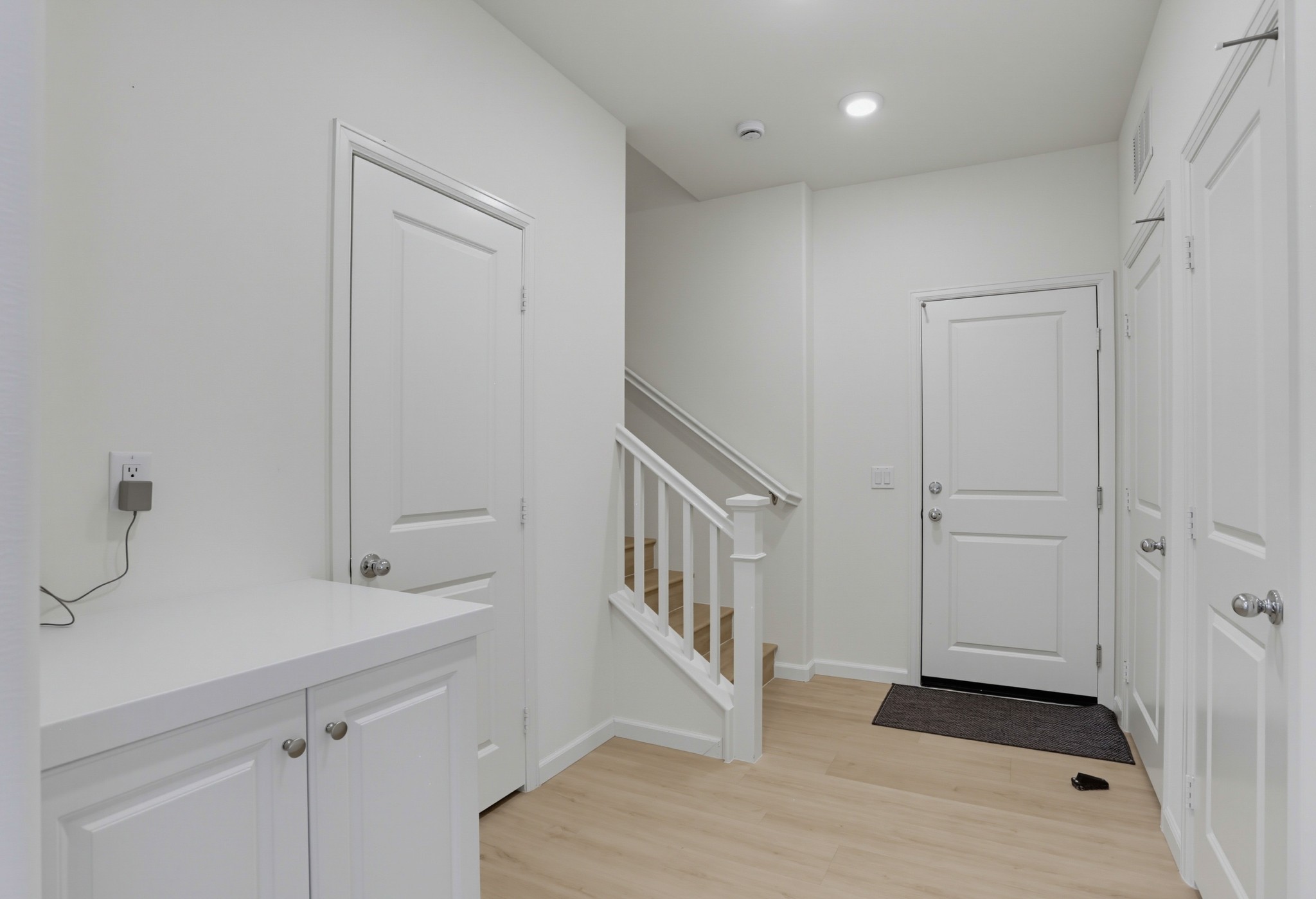 Virtual tour photo 16 of 43 for 973 Bradley Wy