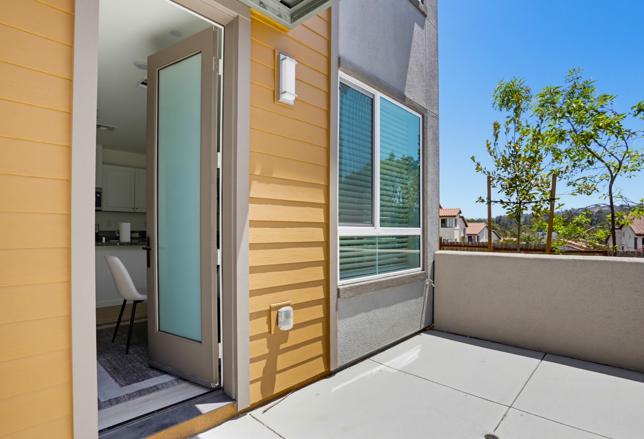 Virtual tour photo 33 of 43 for 973 Bradley Wy