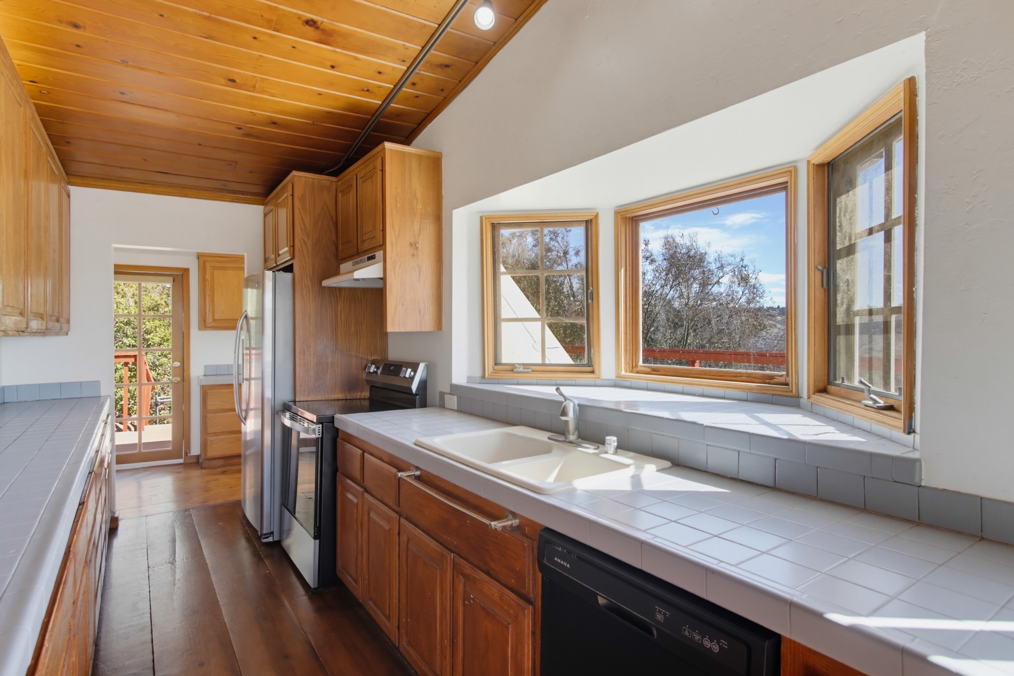 Virtual tour photo 18 of 66 for 9735 Del Dios Rd