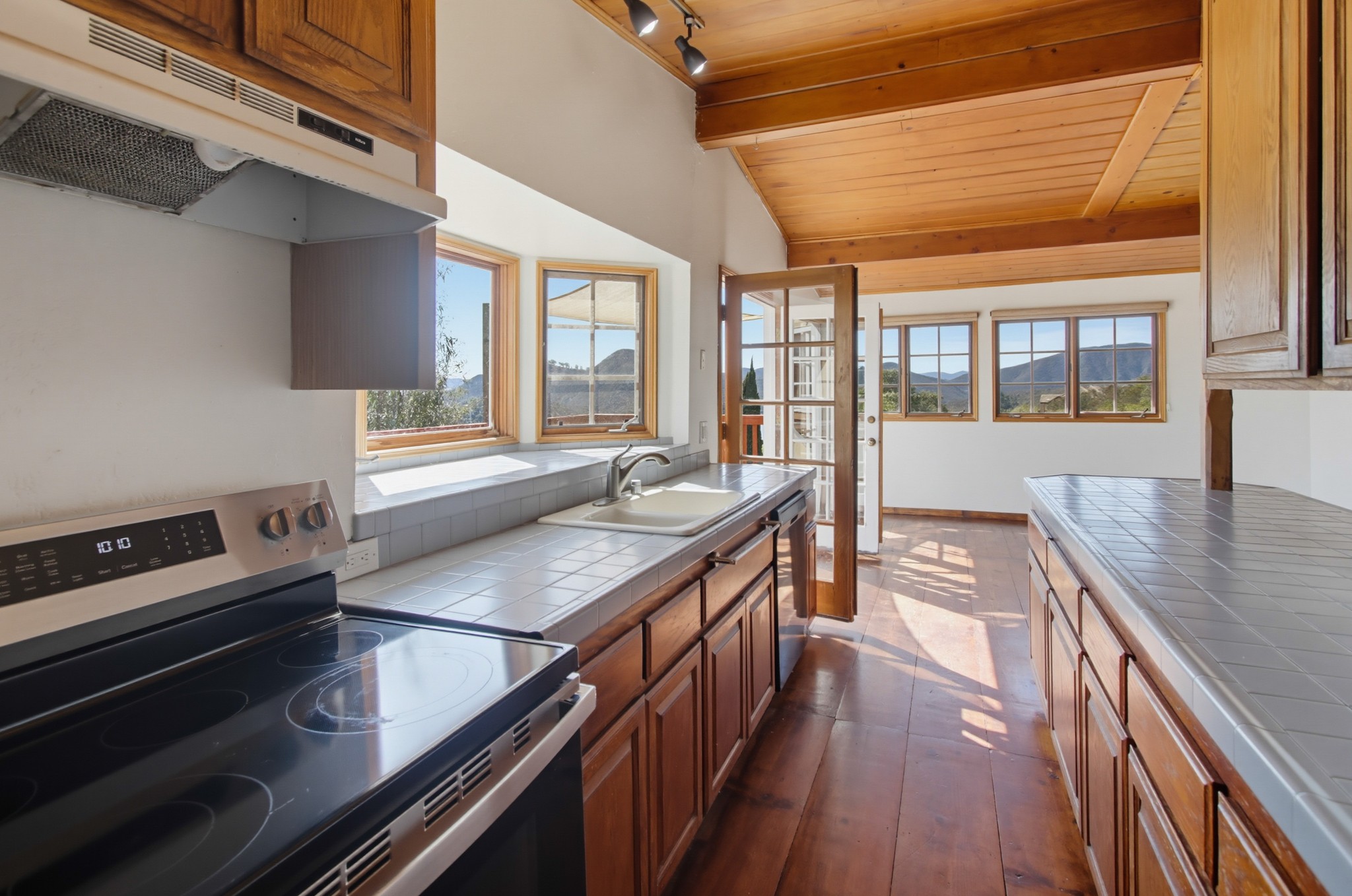 Virtual tour photo 20 of 66 for 9735 Del Dios Rd