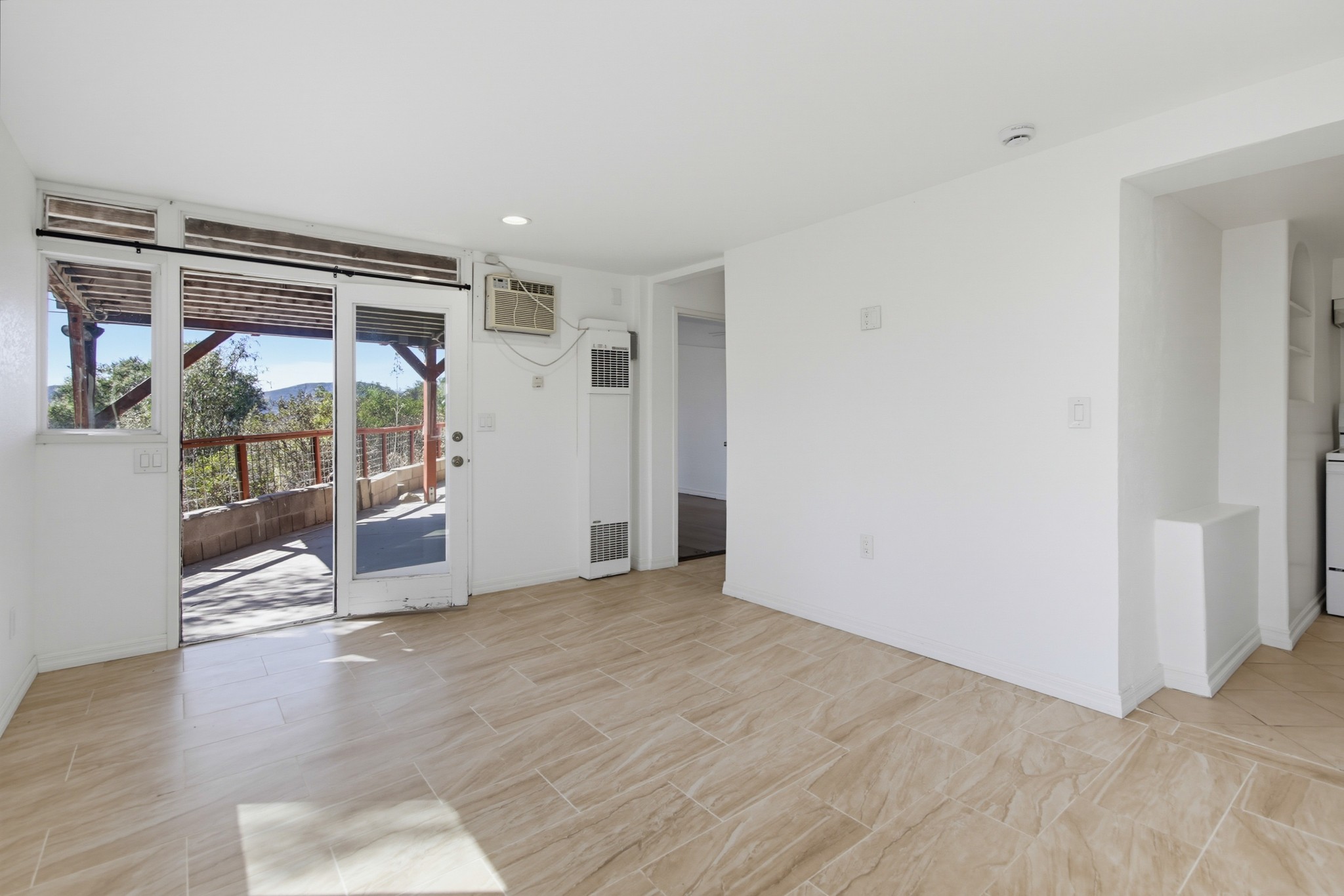 Virtual tour photo 31 of 66 for 9735 Del Dios Rd