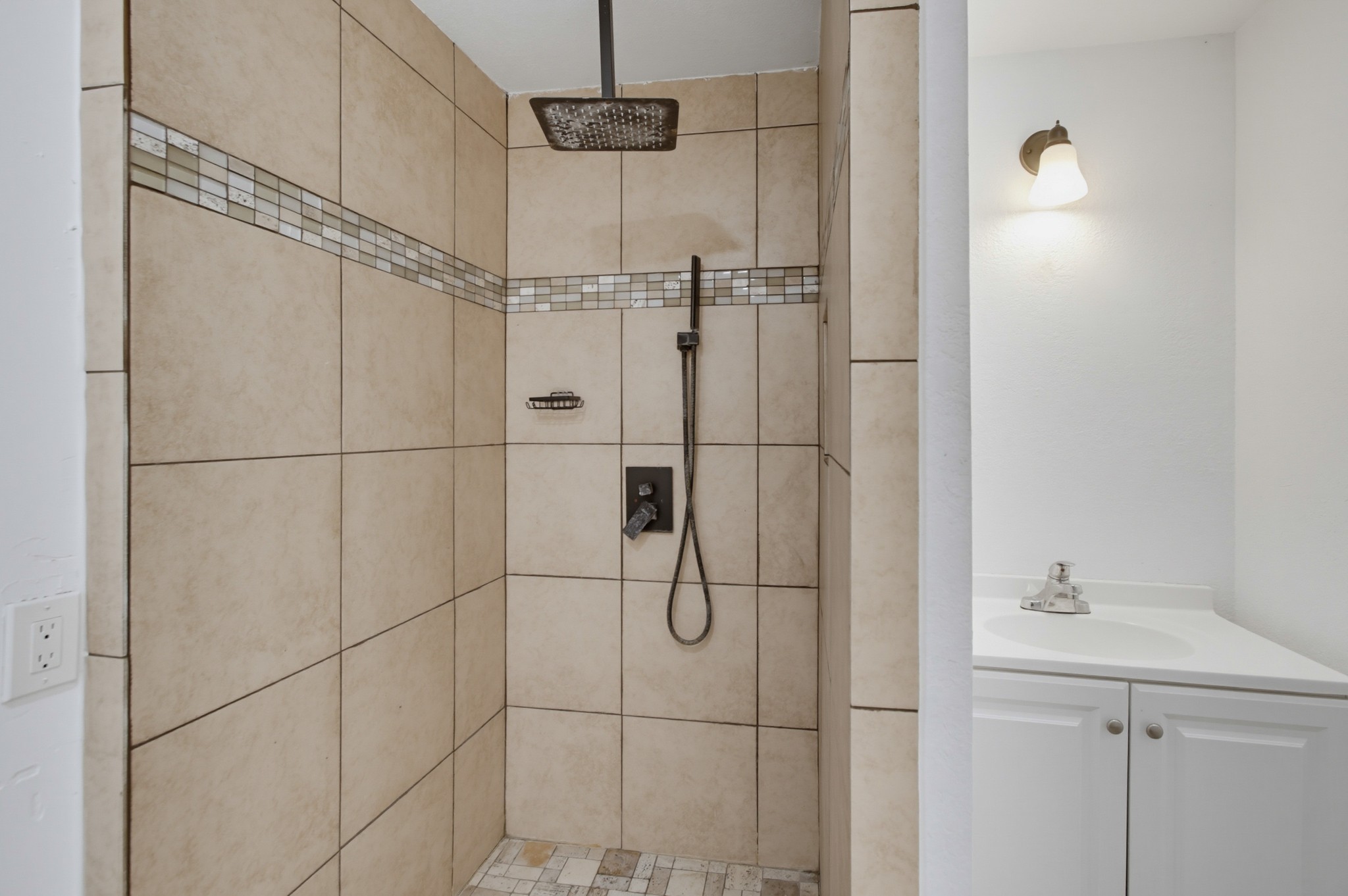 Virtual tour photo 38 of 66 for 9735 Del Dios Rd