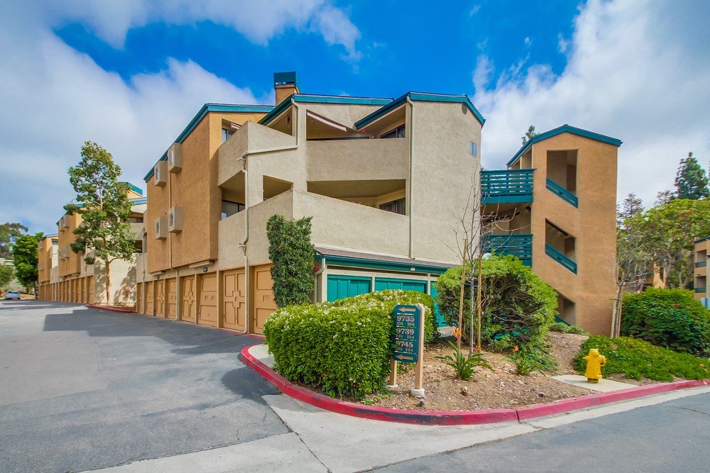 Virtual tour photo 1 of 41 for 9735 Mesa Springs Way #155