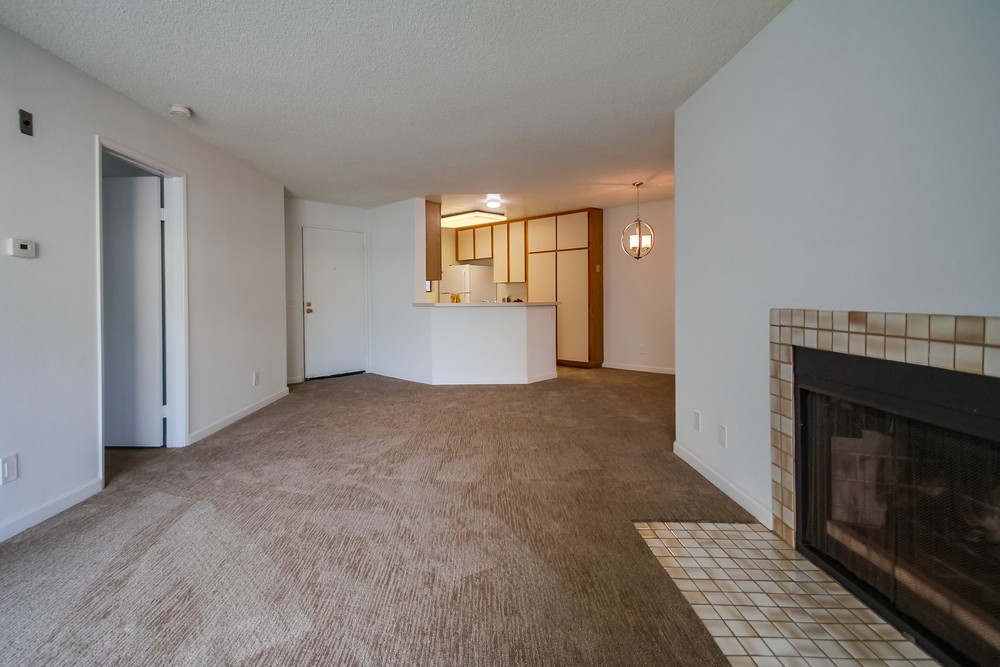 Virtual tour photo 7 of 41 for 9735 Mesa Springs Way #155