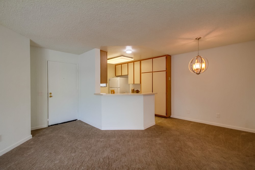 Virtual tour photo 10 of 41 for 9735 Mesa Springs Way #155