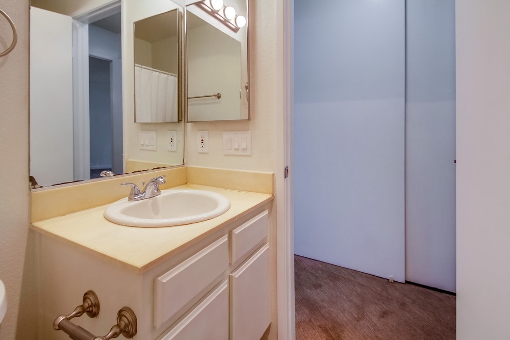 Virtual tour photo 31 of 41 for 9735 Mesa Springs Way #155