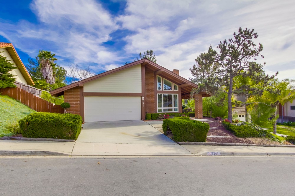 Virtual tour photo 3 of 45 for 9741 Paseo Montril
