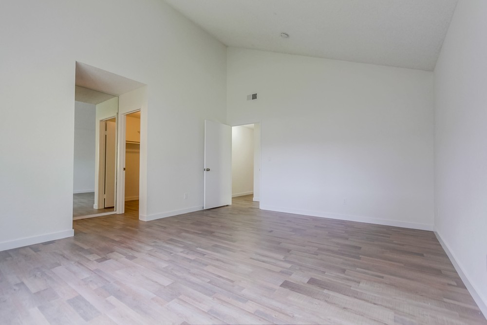 Virtual tour photo 24 of 45 for 9741 Paseo Montril