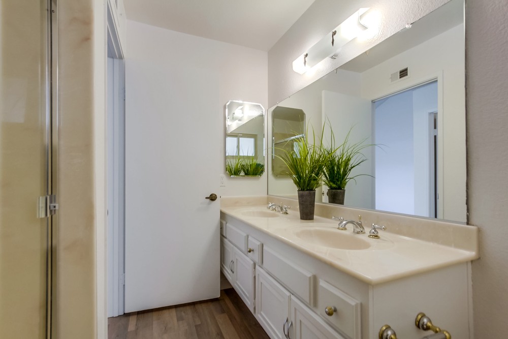 Virtual tour photo 28 of 45 for 9741 Paseo Montril