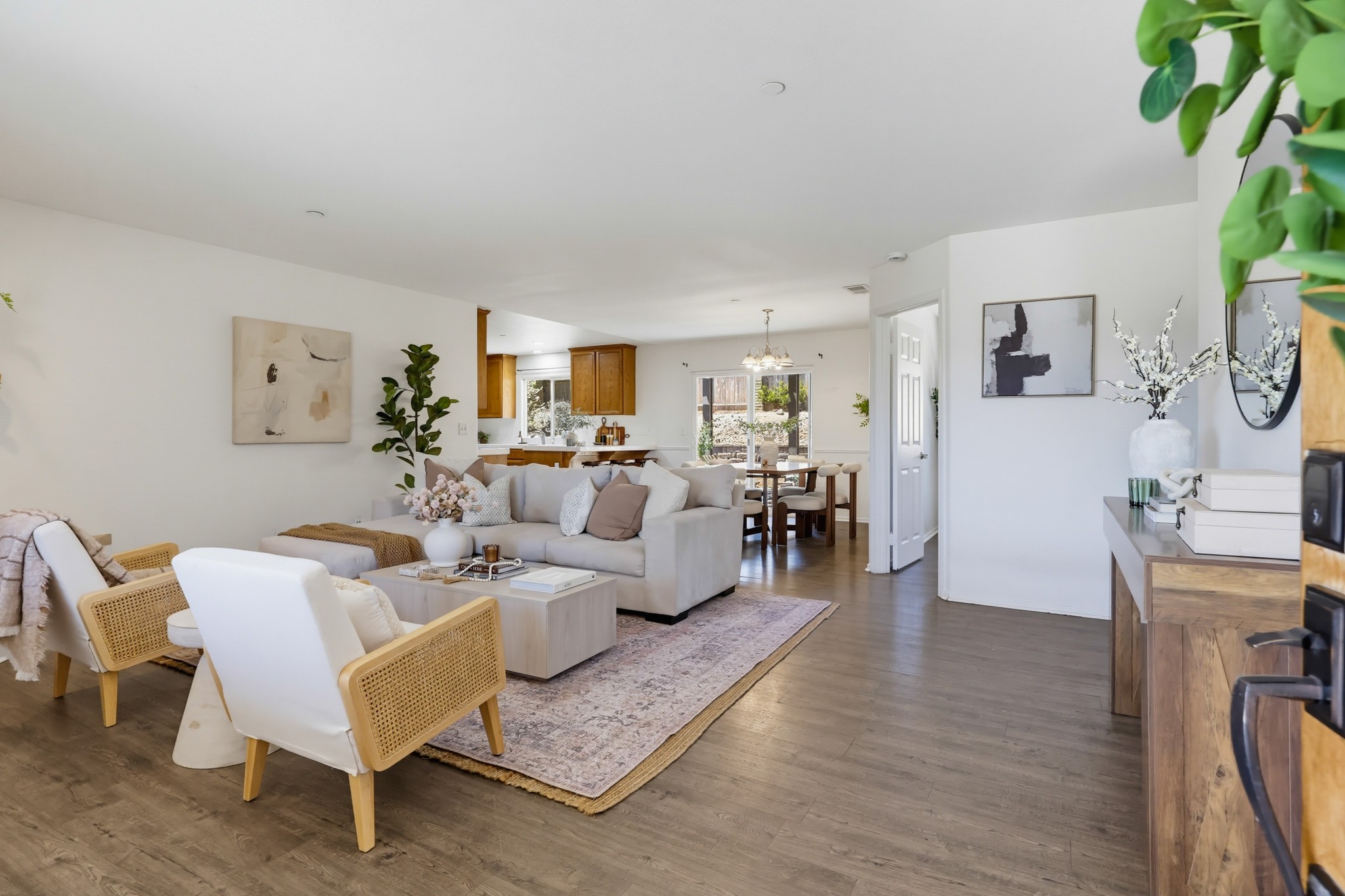 Virtual tour photo 12 of 76 for 9744 Sierra Madre Rd