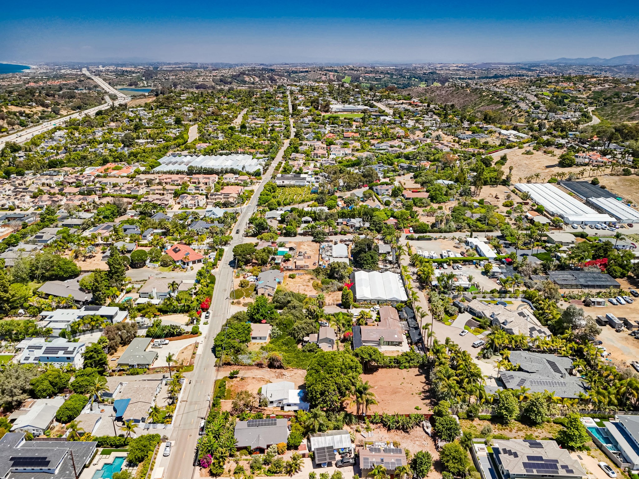 Virtual tour photo 12 of 39 for 975 Urania Ave