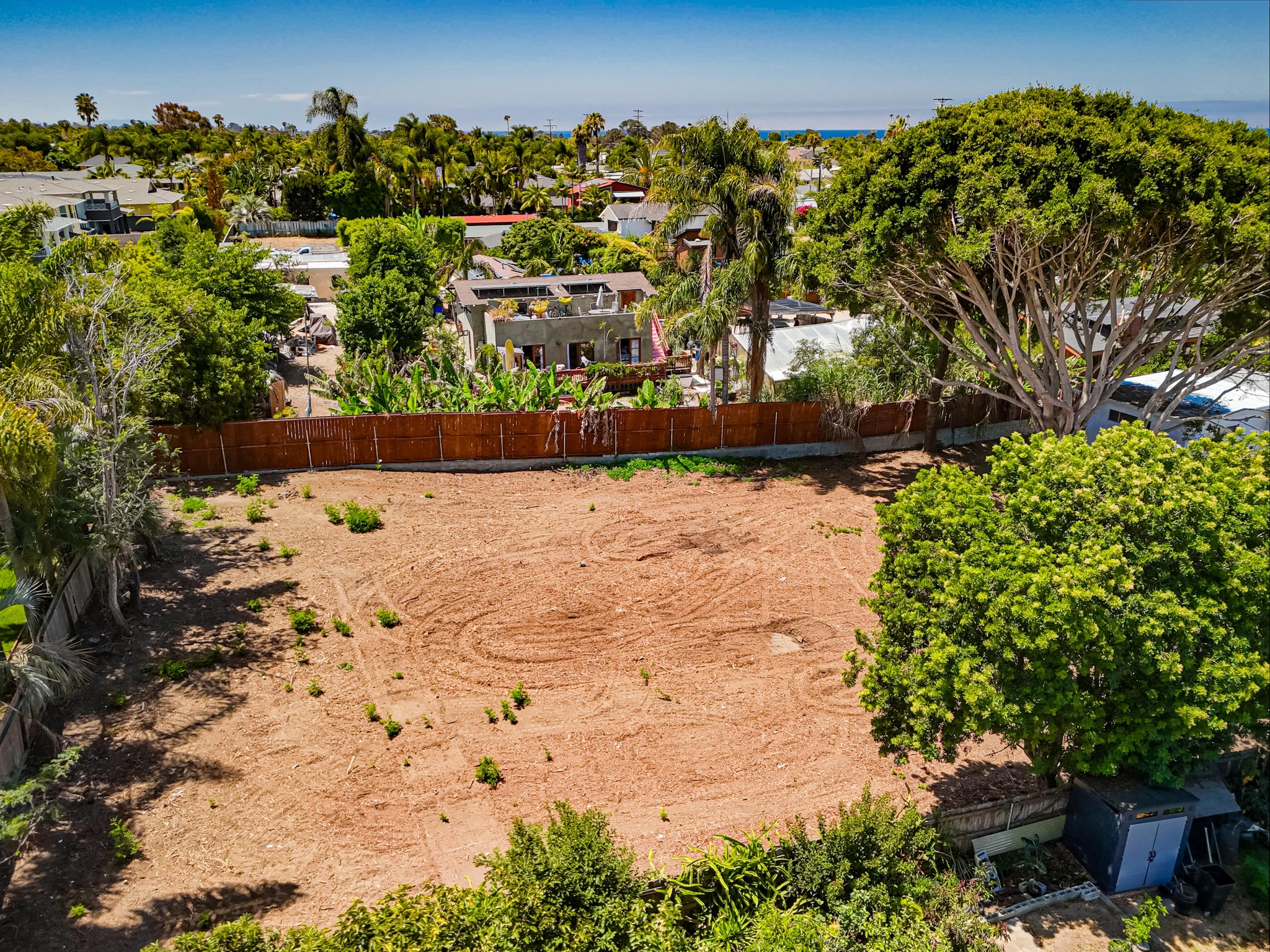 Virtual tour photo 36 of 39 for 975 Urania Ave