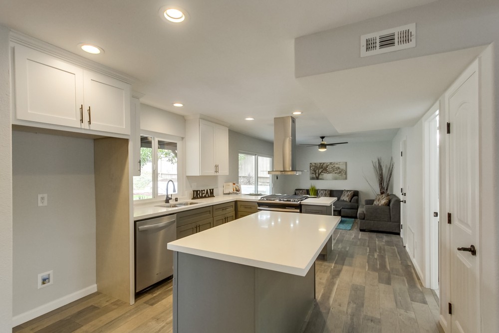 Virtual tour photo 19 of 47 for 976 Di Marino St